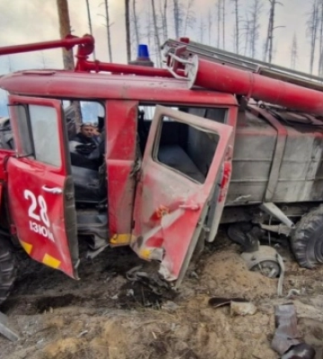 На Харківщині під час гасіння пожежі у лісі підірвався пожежний автомобіль, є поранений