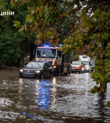 До ліквідації наслідків негоди на Одещині залучено понад 500 осіб, наступна доба також буде складною