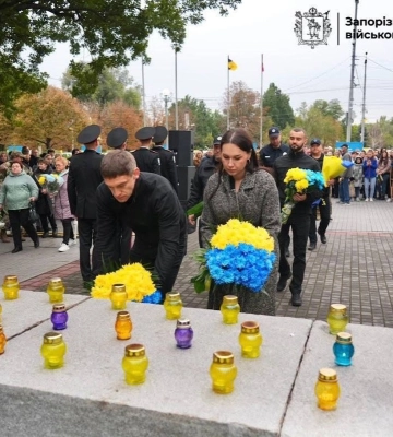 На Алеї памʼяті полеглих Героїв відкрили чотири нові стенди: Запорізька область вшановує загиблих Захисників і Захисниць
