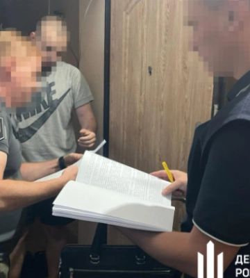 У Дніпрі судитимуть колишнього правоохоронця, який організував два підпільні казино