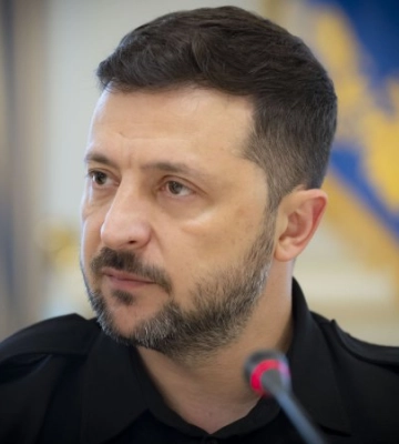 Зеленський присвоїв відзнаку "Місто-герой України" 16 містам