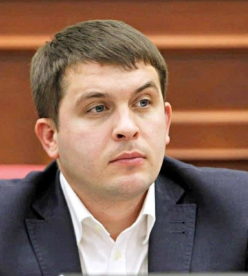 Суд отменил отстранение руководителя аппарата Загуменного от работы и круглосуточный домашний арест - КГГА