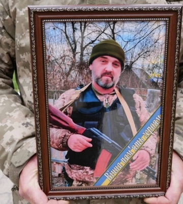 Роменська громада провела в останню путь героя Сергія Губку