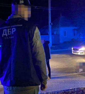 В Чернигове полицейский насмерть сбил военного: что известно? ВИДЕО