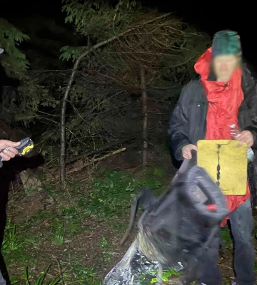 Закарпатські рятувальники знайшли туриста, яки блукав у Карпатах чотири дні
