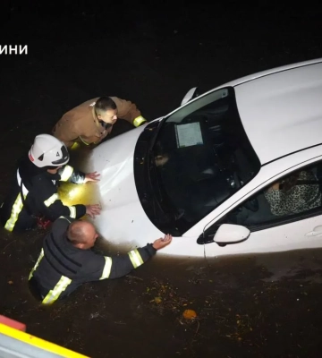 На Одещині оголошено день жалоби за загиблими під час стихійного лиха в Одесі
