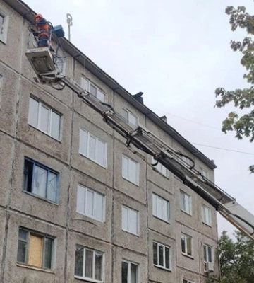 У Харкові внаслідок нічних авіаударів пошкоджені щонайменше 45 будівель на Салтівці