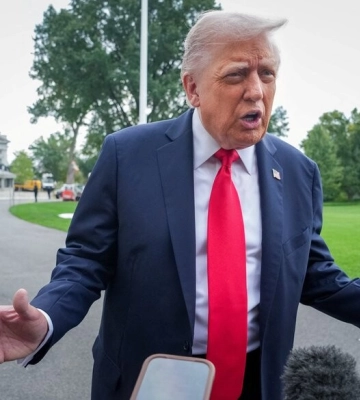 Трамп блокує військову допомогу Тайваню на понад $400 млн, щоб домовитись з Китаєм — WP