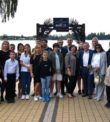 Миколаївські родини вирушили на безкоштовний відпочинок до Польщі