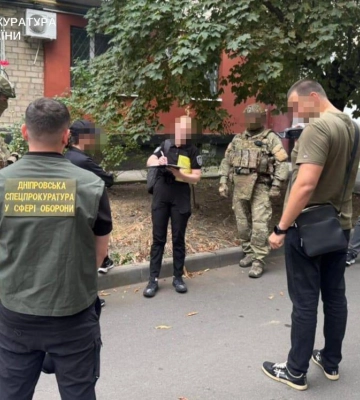 Заробляв на дезертирстві: у Дніпрі затримали екс-командира військової частини