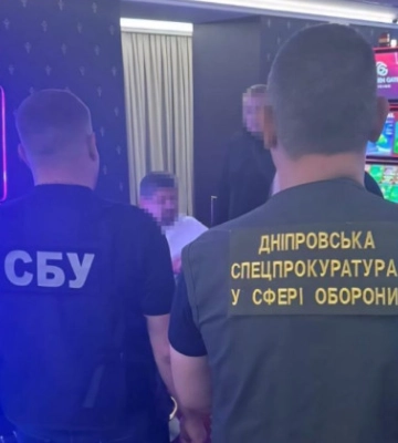 У Дніпрі затримали екскомандира військової частини за організацію схеми дезертирства військових за кордон