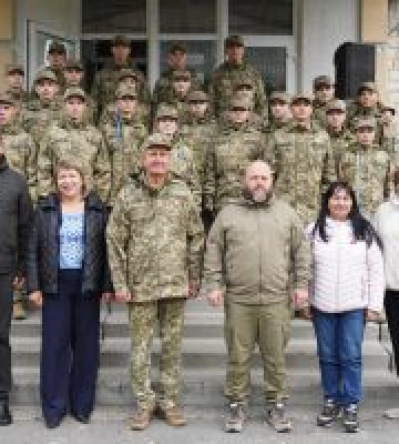 28 з 64 першокурсників Луганського військового ліцею – діти діючих військових