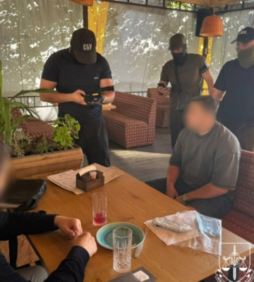 В Киеве раскрыли схему фиктивного трудоустройства для выезда за границу