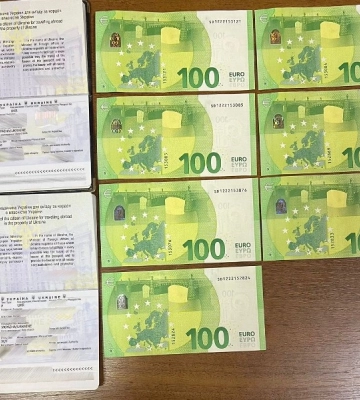 На Одещині жінка намагалася підкупити прикордонницю, щоб вивезти чоловіка з країни