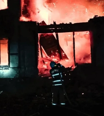 Рятувальники показали наслідки російського удару по Київщині