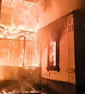 Рятувальники показали наслідки російського удару по Київщині
