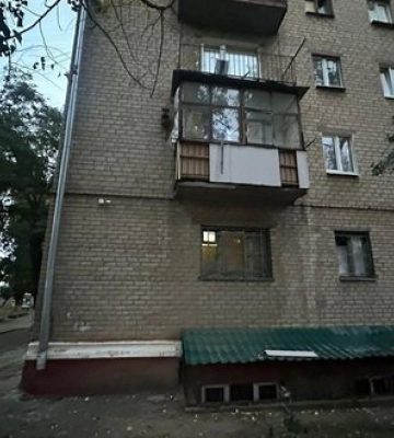 Доба на Донеччині: внаслідок ворожих обстрілів поранено 4 людей, пошкоджено 26 будинків та 17 авто. ФОТО