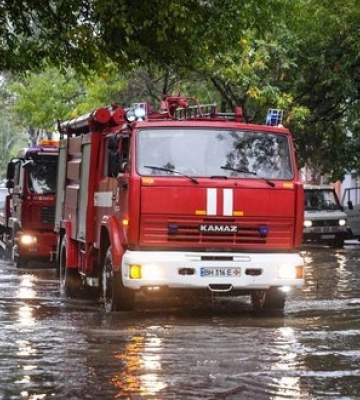 Наслідки стихії: в Одесі під час повені загинули 10 людей (ФОТО)