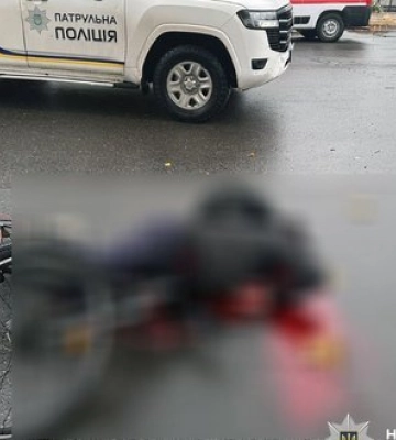 Поліція Херсонщини фіксує наслідки російських атак: двоє загиблих та троє поранених мирних жителів. ФОТОрепортаж