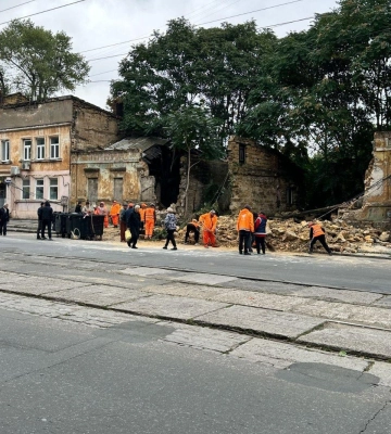 В Одесі обвалилася стіна нежитлового будинку