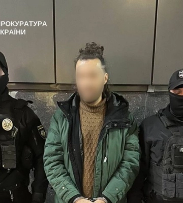 Таки затримано водія «мерсу», який жорстоко побив велосипедиста. Раніше суд «нагородив» його нічним домашнім арештом
