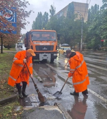 В Одессе снова повышается уровень воды из-за ливня