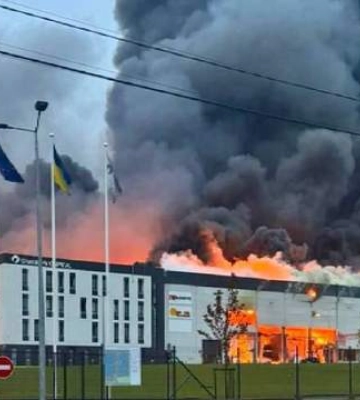  ВАЖЛИВІ НОВИНИ: МАСШТАБНІ ПОЖЕЖІ У ЛЬВОВІ! РФ атакувала місто! ГОРИТЬ індустріальний парк Sparrow!