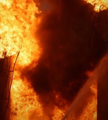 У Чернігівській області після ворожої атаки продовжуються аварійні відключення, пошкоджено житлову інфраструктуру