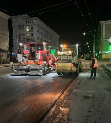 За кошти бізнесу в місті на Рівненщині відремонтували дорогу
