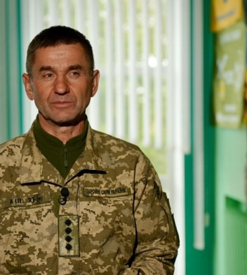 Учитель, який став сапером: 59-річний волинянин навчає побратимів виживати й перемагати