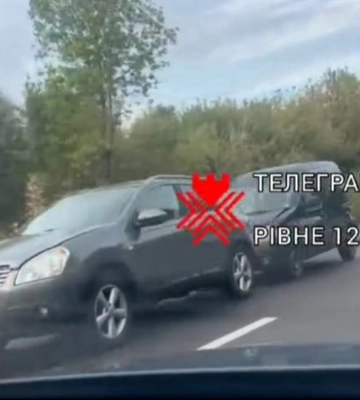 Через ДТП у Рівненському районі був ускладнений рух