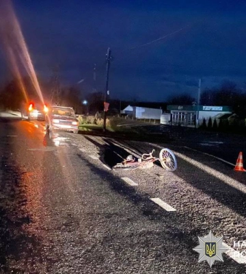 На Хмельниччині літнього водія легковика судитимуть за смертельний наїзд на велосипедиста