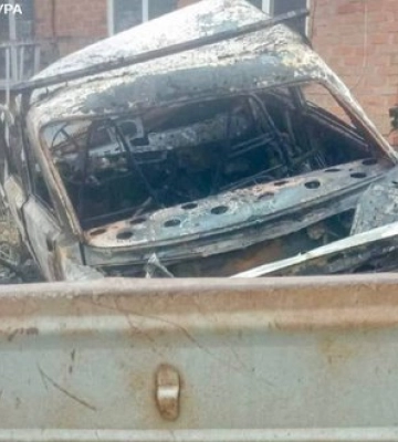 Рашисти атакували дронами автівки на Харківщині: загинули двоє чоловіків, постраждала волонтерка. ФОТО