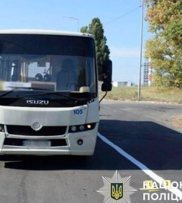 Водій кинув гранату в маршрутку через конфлікт із колегою у Києві. ФОТОрепортаж