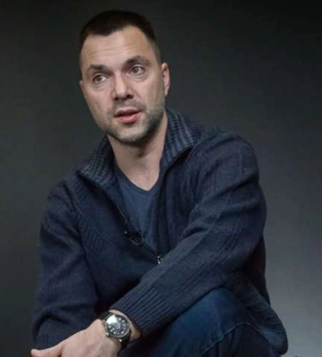 Арестович рассказал, какие украинские области отдаст России, чтобы закончить войну