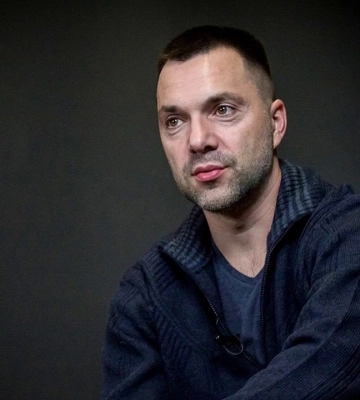 Арестович рассказал, какие украинские области отдаст России, чтобы закончить войну