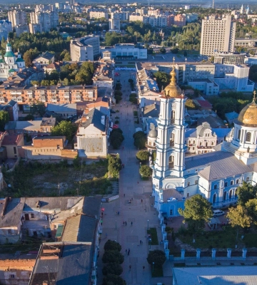 У Сумах унаслідок російського удару загорівся дах перинатального центру