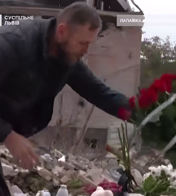 Батько Анастасії, яка загинула під час обстрілу, повернувся з фронту у Лапаївку