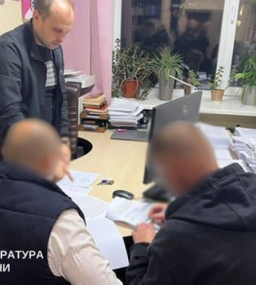 Директора департаменту КМДА підозрюють у службовій недбалості: переплата за рятувальні авто становить 11 мільйонів гривень. ФОТО