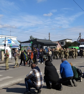 Загибель підтвердила ДНК-експертиза: на Волині попрощались з Героєм Михайлом Ткачуком