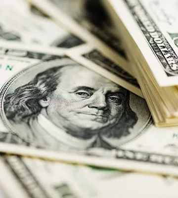 Нацбанк скоротив продаж валюти на міжбанку до $332,6 млн