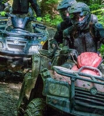 Джипери з Львівщини побили 62-річного чоловіка під час спуску з гір на Закарпатті