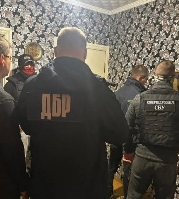 У Миколаєві працівник СІЗО виправдовував агресію рф і пропонував обстріляти установу