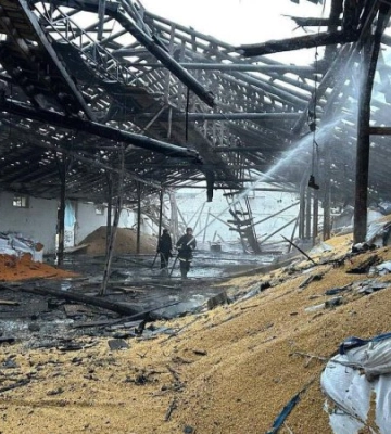 На Чернігівщині росіяни пошкодили елеватор, де зберігалося зерно