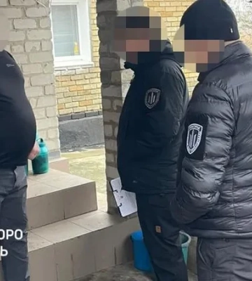Військовий чиновник відправив двох бійців крутити шаурму в Донецькій області замість служби — ДБР