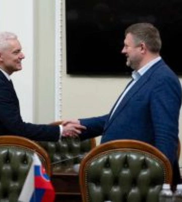 Візити до України під час війни — прояв сміливості та підтримки