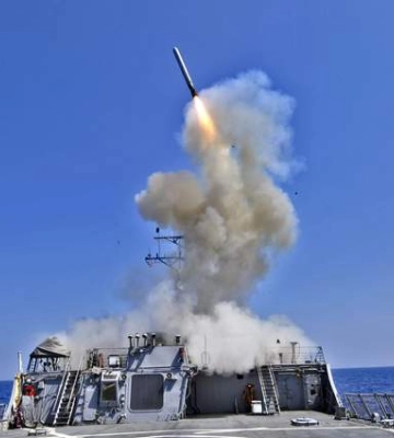Постачання Україні ракет Tomahawk: у Кремлі прокоментували "майже ухвалене" рішення Трампа