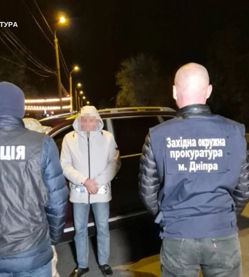 Обіцяли незаконний перехід до Румунії - у Дніпрі повідомлено про підозру переправникам ухилянтів