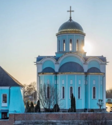 Московський патріархат не здається – митрополит закликає паству «захищати» собор у Володимирі