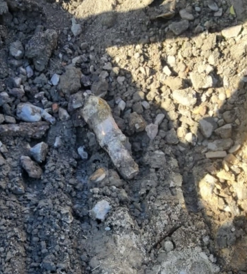 В Ужгороді під час земляних робіт виявили боєприпас
